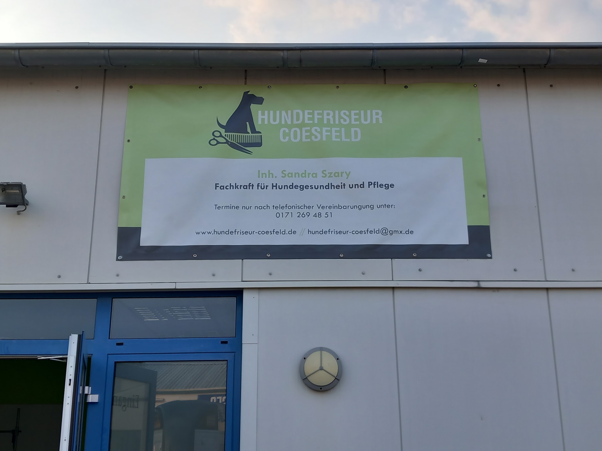 Logo-Banner Hundefriseur Coesfeld, Inhaberin Sandra Szary